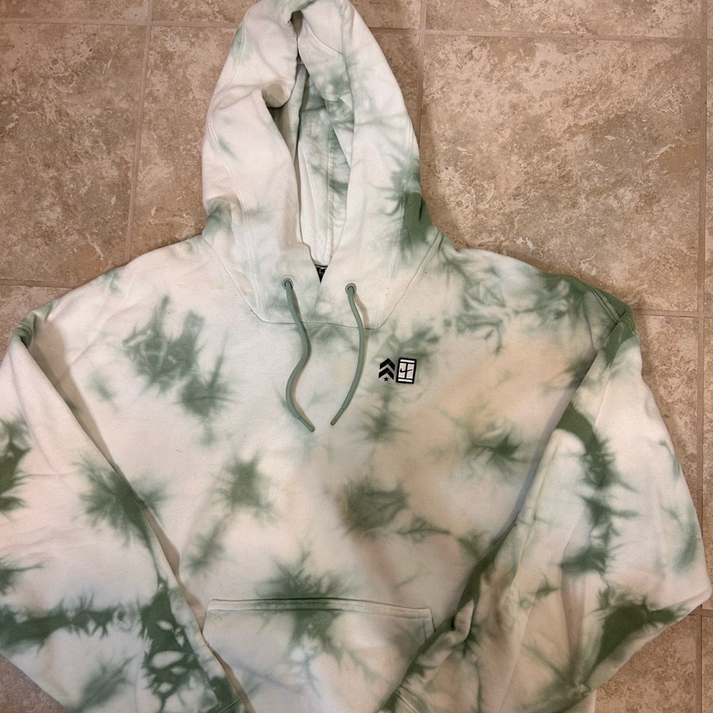 Nike hoodie x Barry’s collab